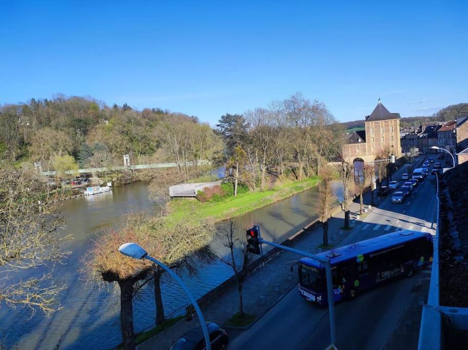 Appartamento Domaine Du Nuton Sauvage Charleville-Mézières Esterno foto